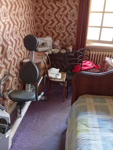 Chambre à débarrasser